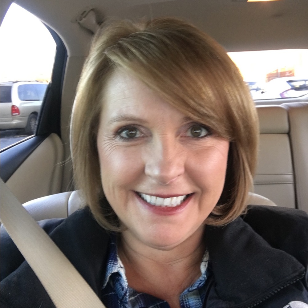 Meet your Posher, Lisa